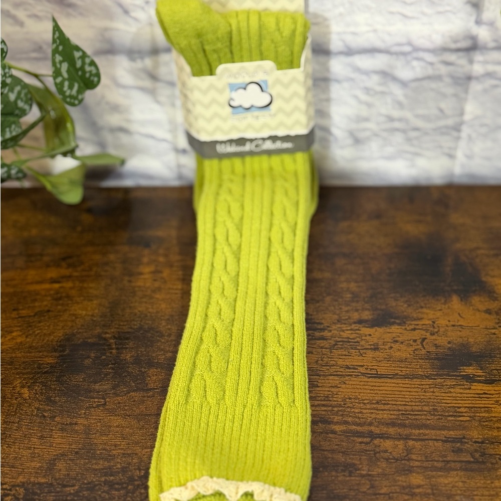 Women's Green Socks